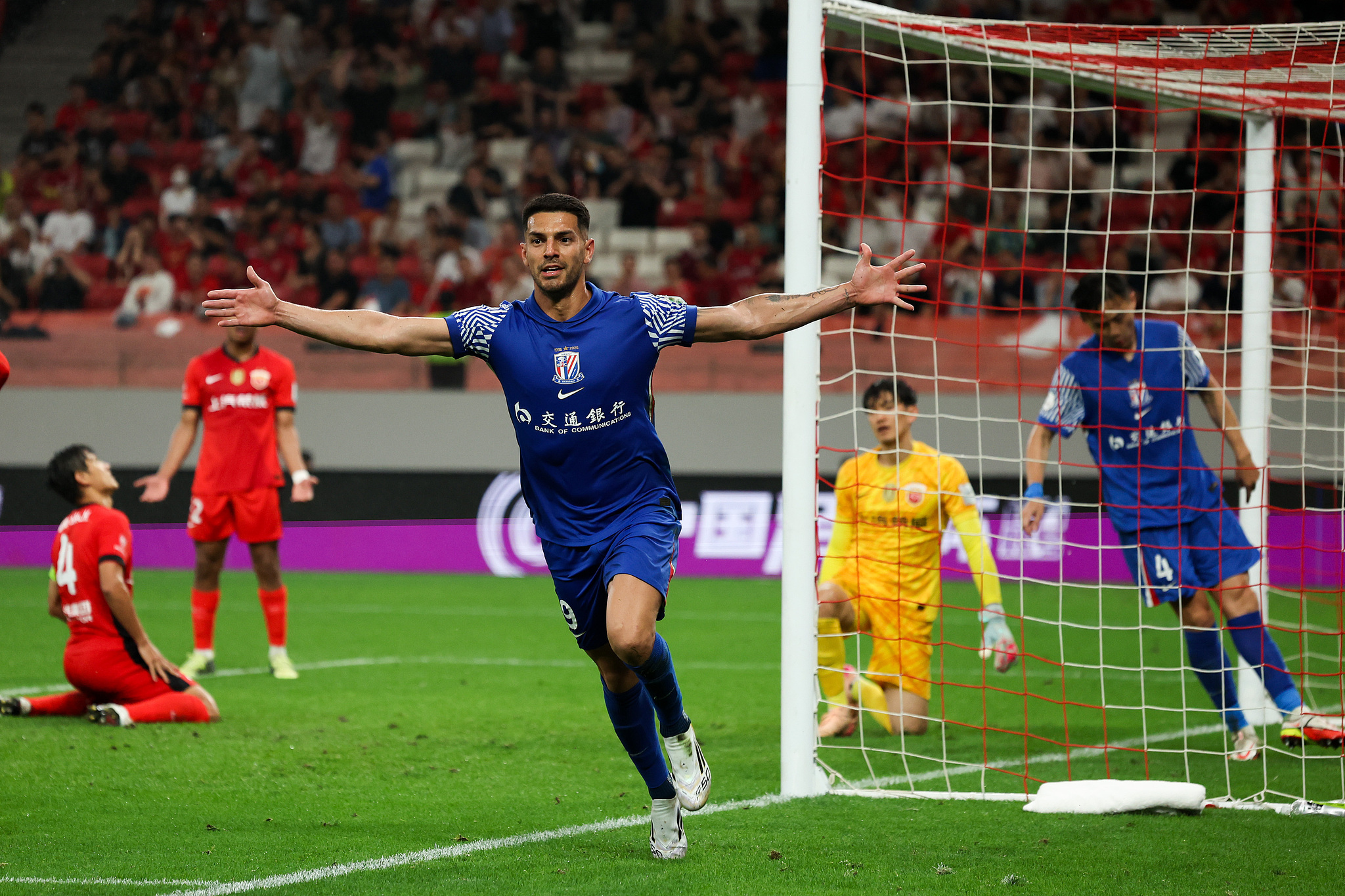 曼城绝杀逆转英超31场不败 曼城绝杀逆转英超31场不败